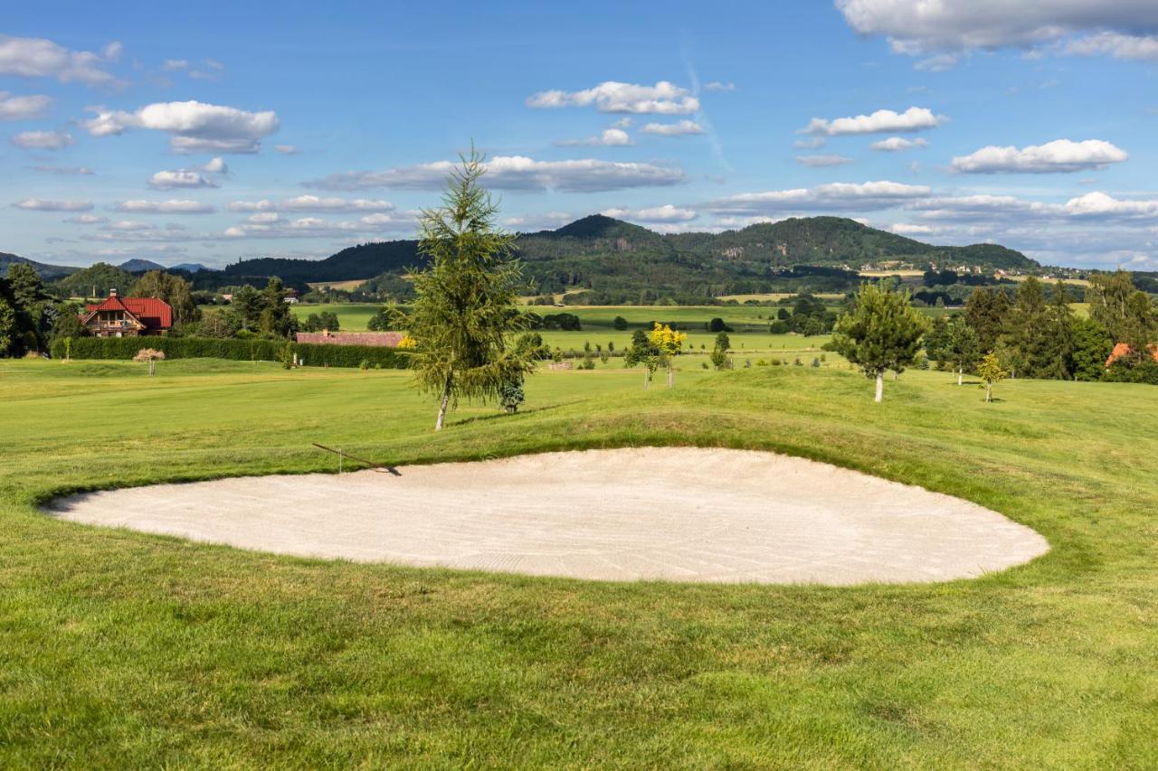 Golf Resort Ceska Lipa Novy Bor Exterior photo